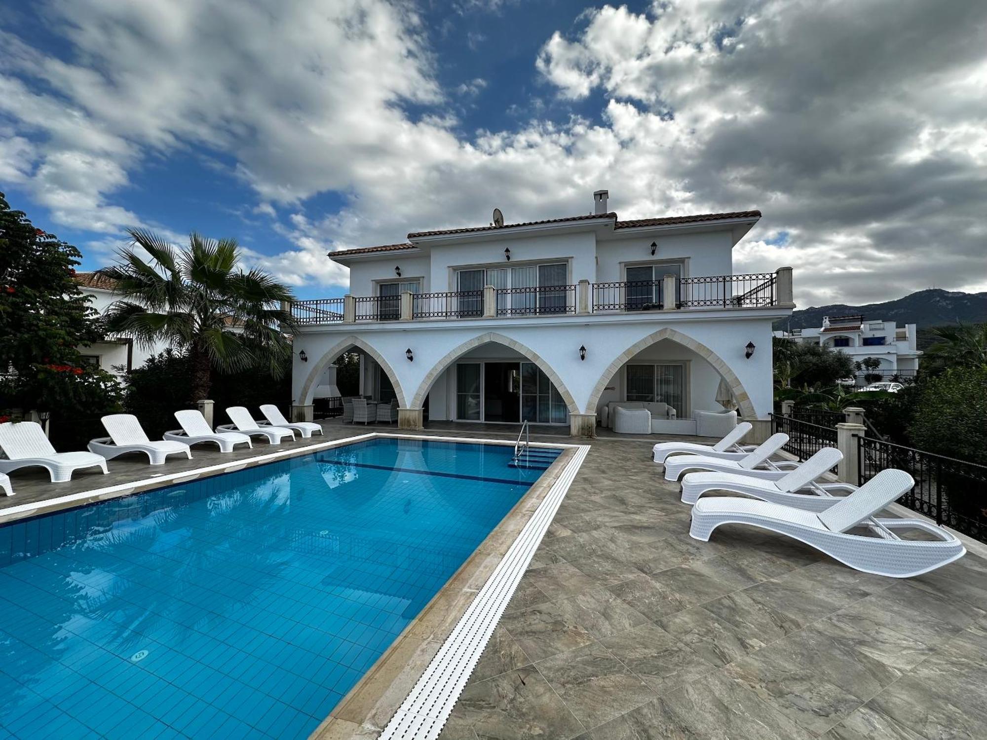 Carrington Holidays كيرينيا المظهر الخارجي الصورة